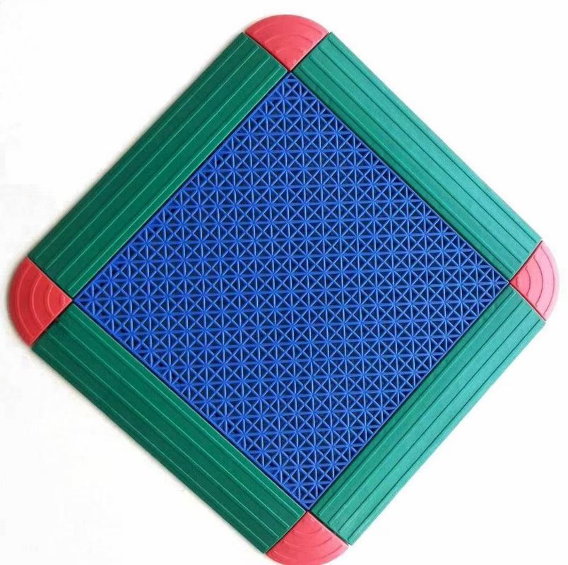 Mavi PP Interlocking Spor Zemin 3,5 mm 4,5 mm 6 mm Dış Hava Sporları Interlocking Tile