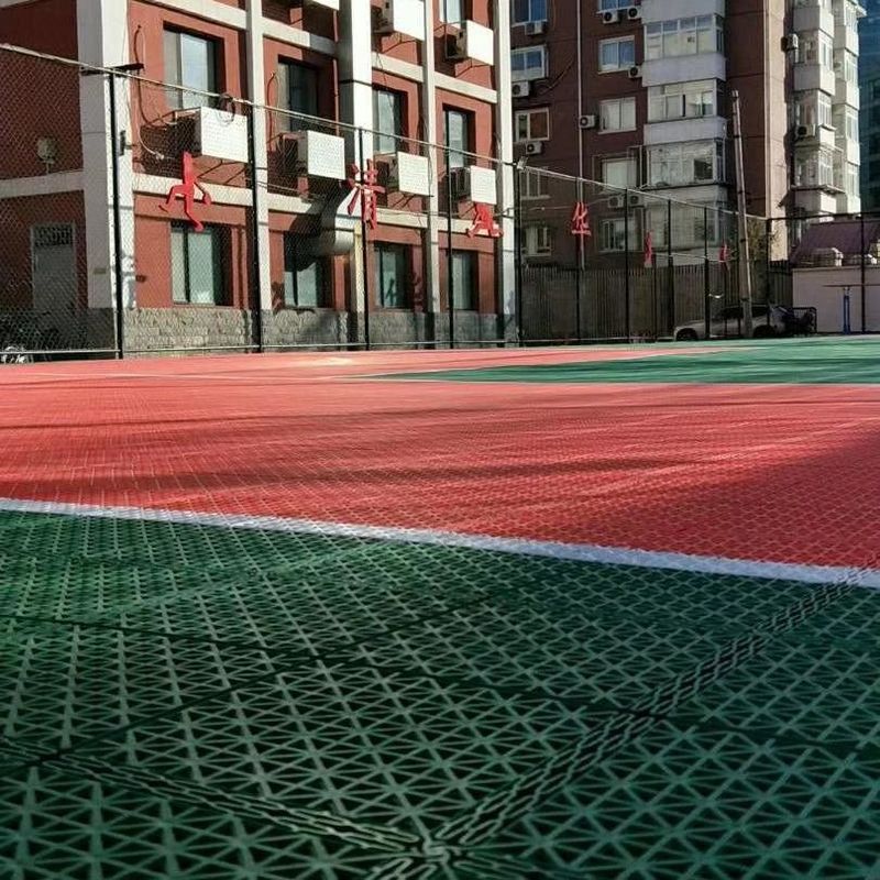 Mavi PP Interlocking Spor Zemin 3,5 mm 4,5 mm 6 mm Dış Hava Sporları Interlocking Tile
