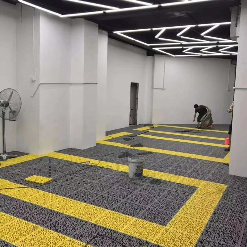 Mavi PP Interlocking Spor Zemin 3,5 mm 4,5 mm 6 mm Dış Hava Sporları Interlocking Tile