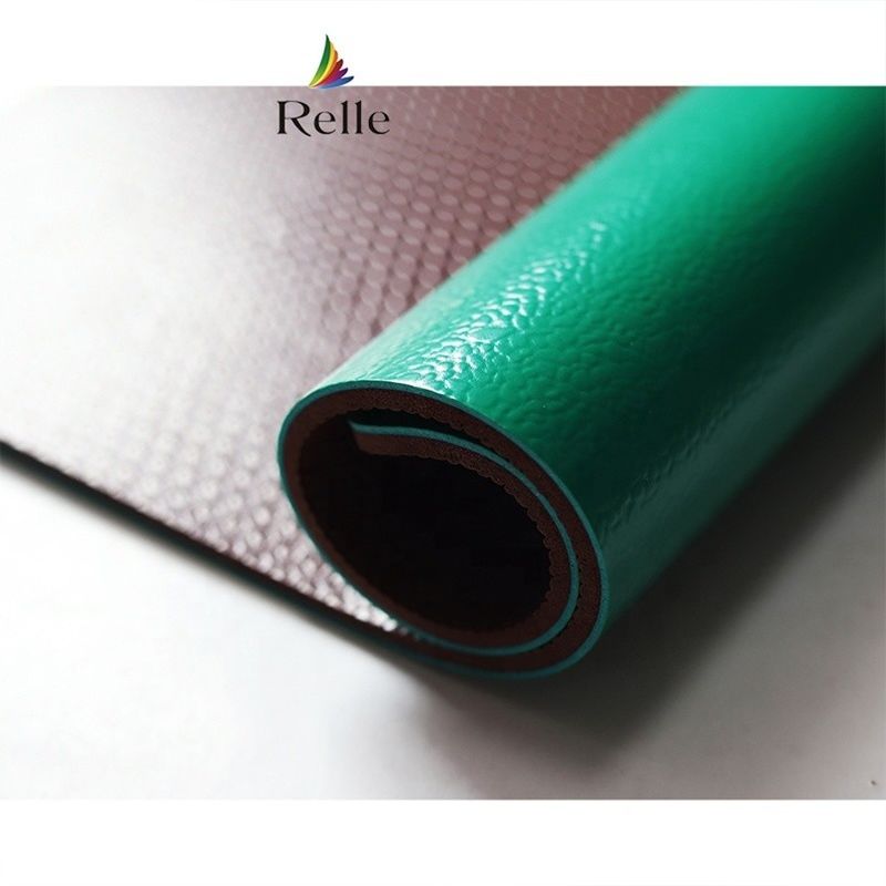 Yapıştırıcı Aşağı Kurulum Relle PVC 6mm İçi Badminton Halı Yer Rolü Spor için
