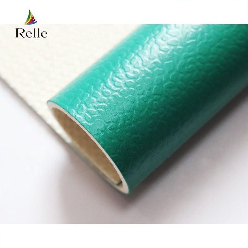Yapıştırıcı Aşağı Kurulum Relle PVC 6mm İçi Badminton Halı Yer Rolü Spor için