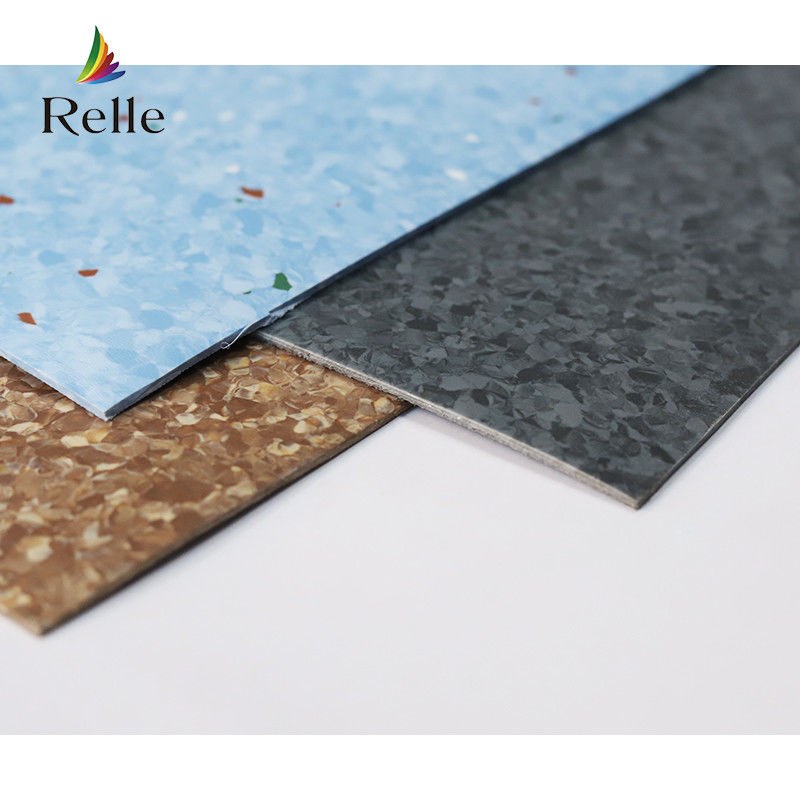 Relle Mahkemesi Tıbbi Dereceli Hastaneler için Homogen PVC Plastik Zemin Kuru Sırt