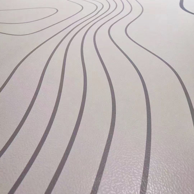 Sergi salonları için kayma, aşınmaya ve lekeye dayanıklı kauçuk zemin