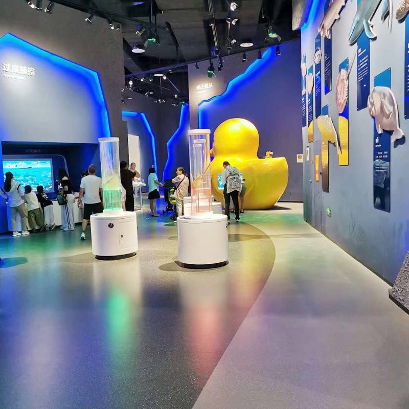 Sergi salonları için kayma, aşınmaya ve lekeye dayanıklı kauçuk zemin