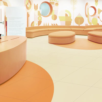 EN ISO 24340 RELLE LVT Altyapısı ile 2,5 mm kalınlığında aşınmaya dayanıklı katman ile onaylanmıştır.